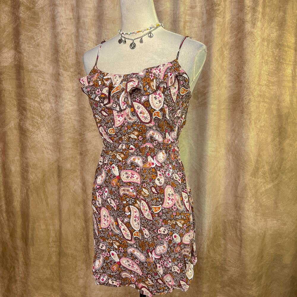 Vintage Y2K Paisley Mini Dress Ruffled Neck Multicolor Sleeveless Summer Boho